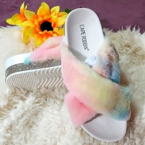 Women's slides
